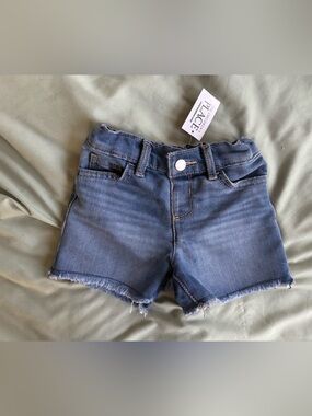 Toddler girl Jean shorts NWT